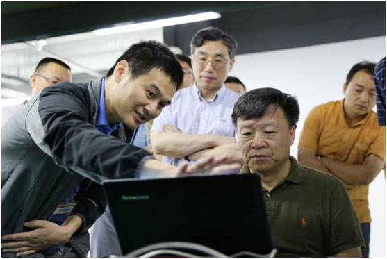 中国工程院高文院士莅临乐发平台注册考察